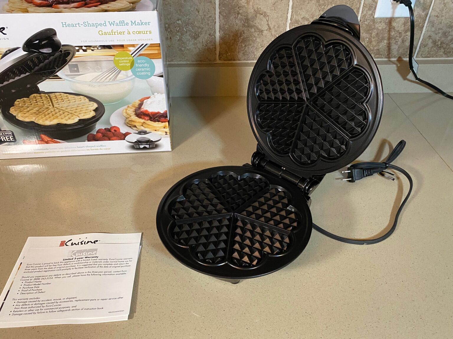Euro Cuisine Heart Shaped Waffle Maker Review Easy Kitchen Appliances